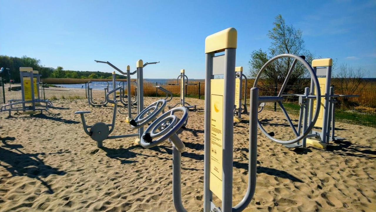 Apartments By The Beach Тшебеж Экстерьер фото